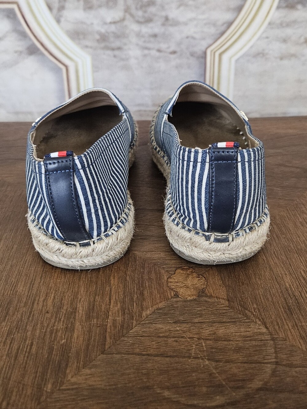 Tommy Hilfiger Women's Blue White Striped Espadrille Flats Slip On Shoes 7.5 M - Picture 5 of 14